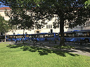 Busse als Ersatzverkehr zwischen Universität und Münchner Freiheit (©Foto: Martin Schmitz)